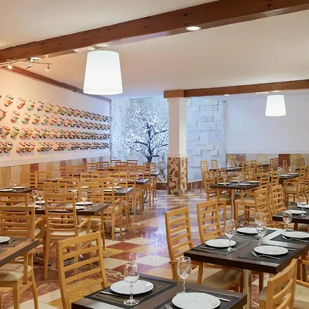 Ośrodek wypoczynkowy Vistaflor 3*